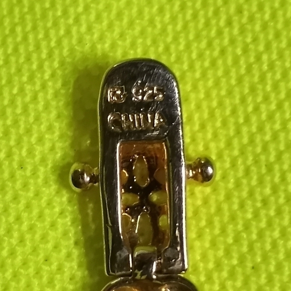 Two tone goldtone silvertone blue stone marked 925 bracelet - Picture 9 of 9